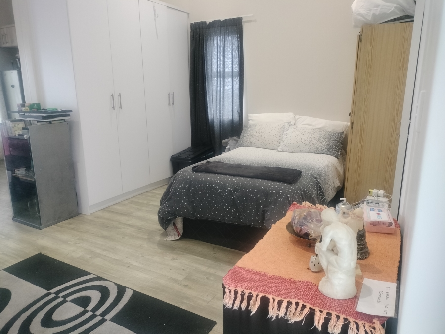 To Let 1 Bedroom Property for Rent in Zevenwacht Retirement Village Western Cape